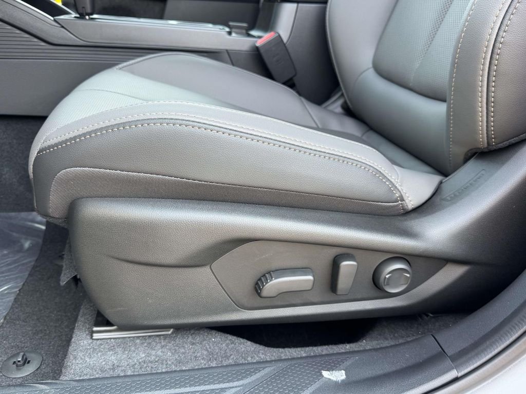 New 2026 Subaru Outback Limited AWD/4WD image 15