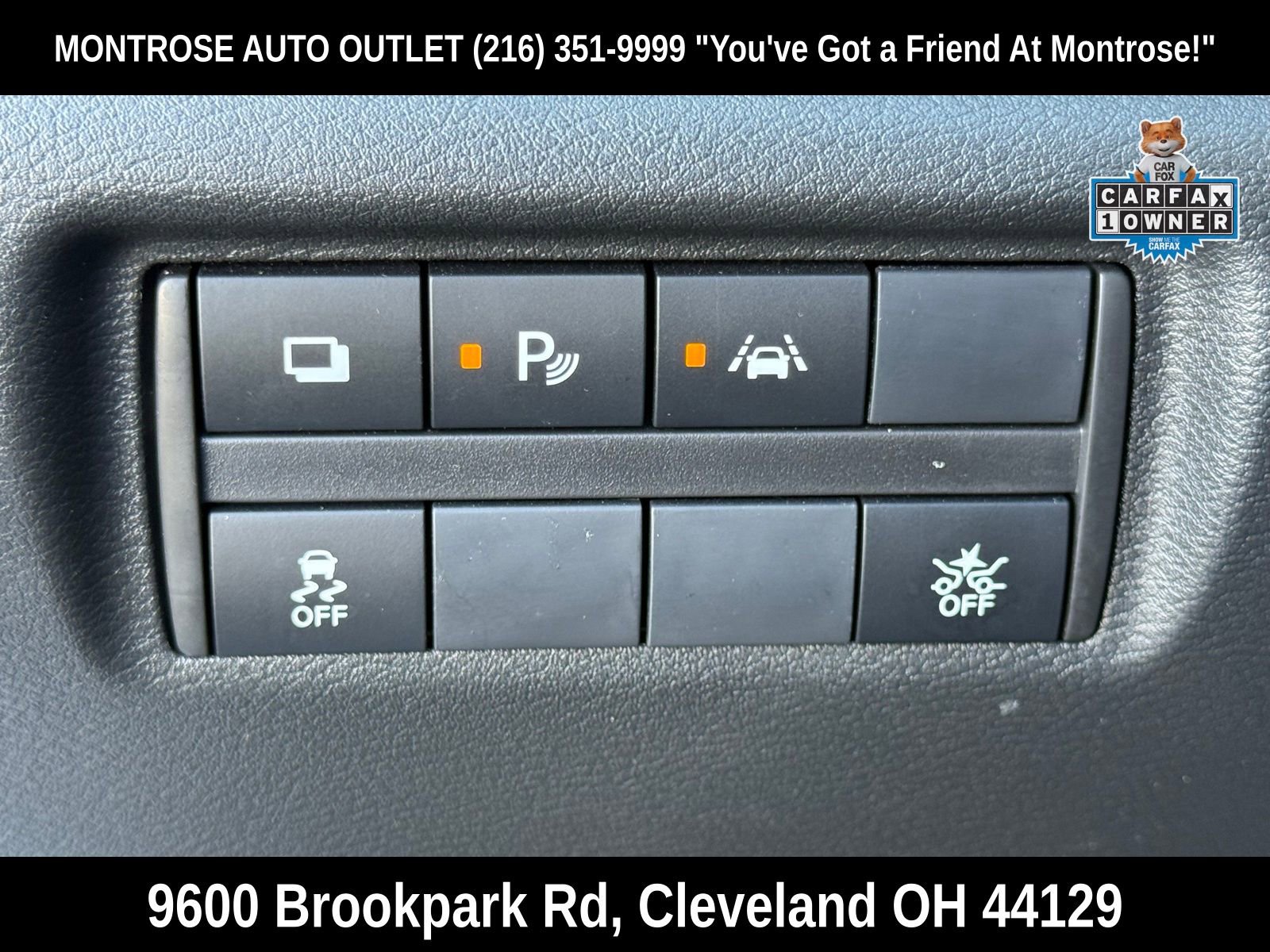 Used 2025 Nissan Versa S w/ Trunk Package image 33