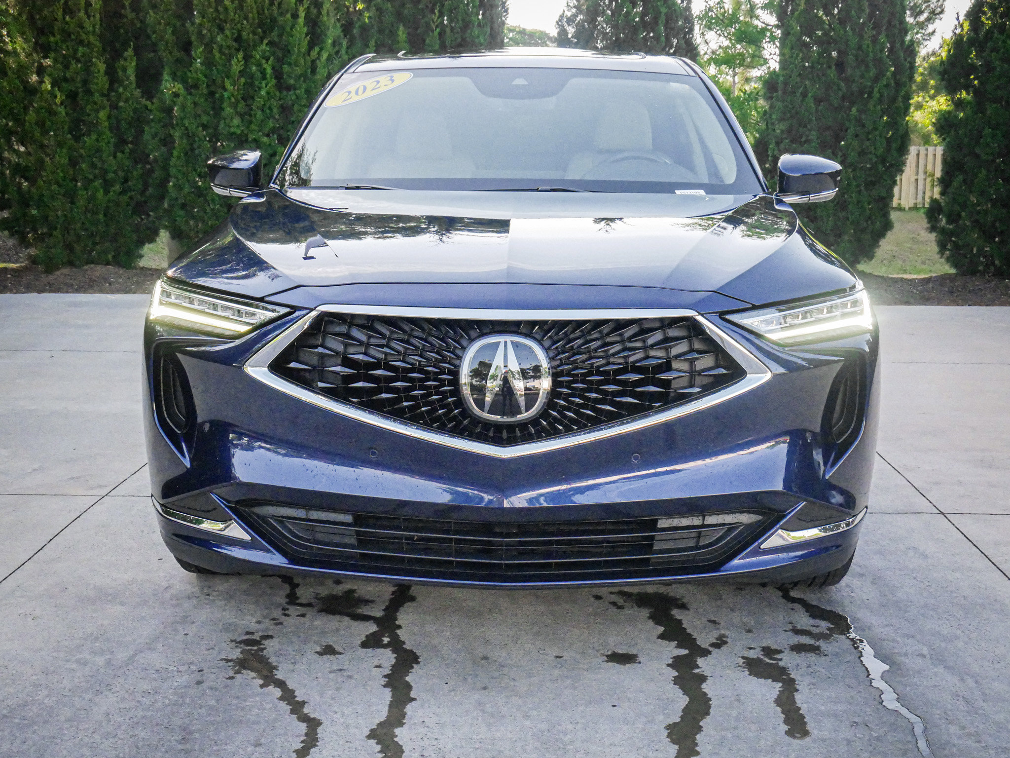 Used 2023 Acura MDX FWD w/ Technology Package image 3