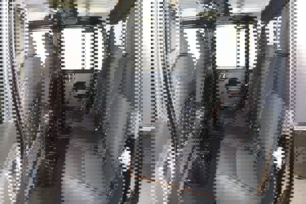 Used 2022 Jeep Gladiator Mojave w/ Trailer Tow Package image 47