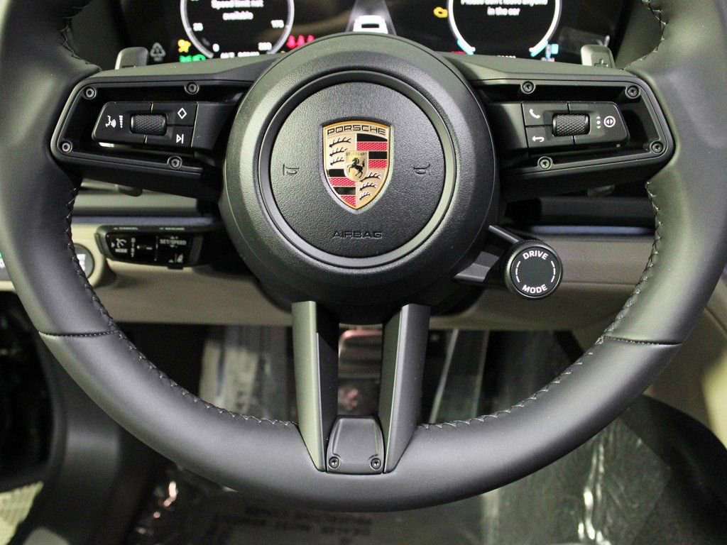 Certified 2026 Porsche Panamera 4 AWD/4WD image 24