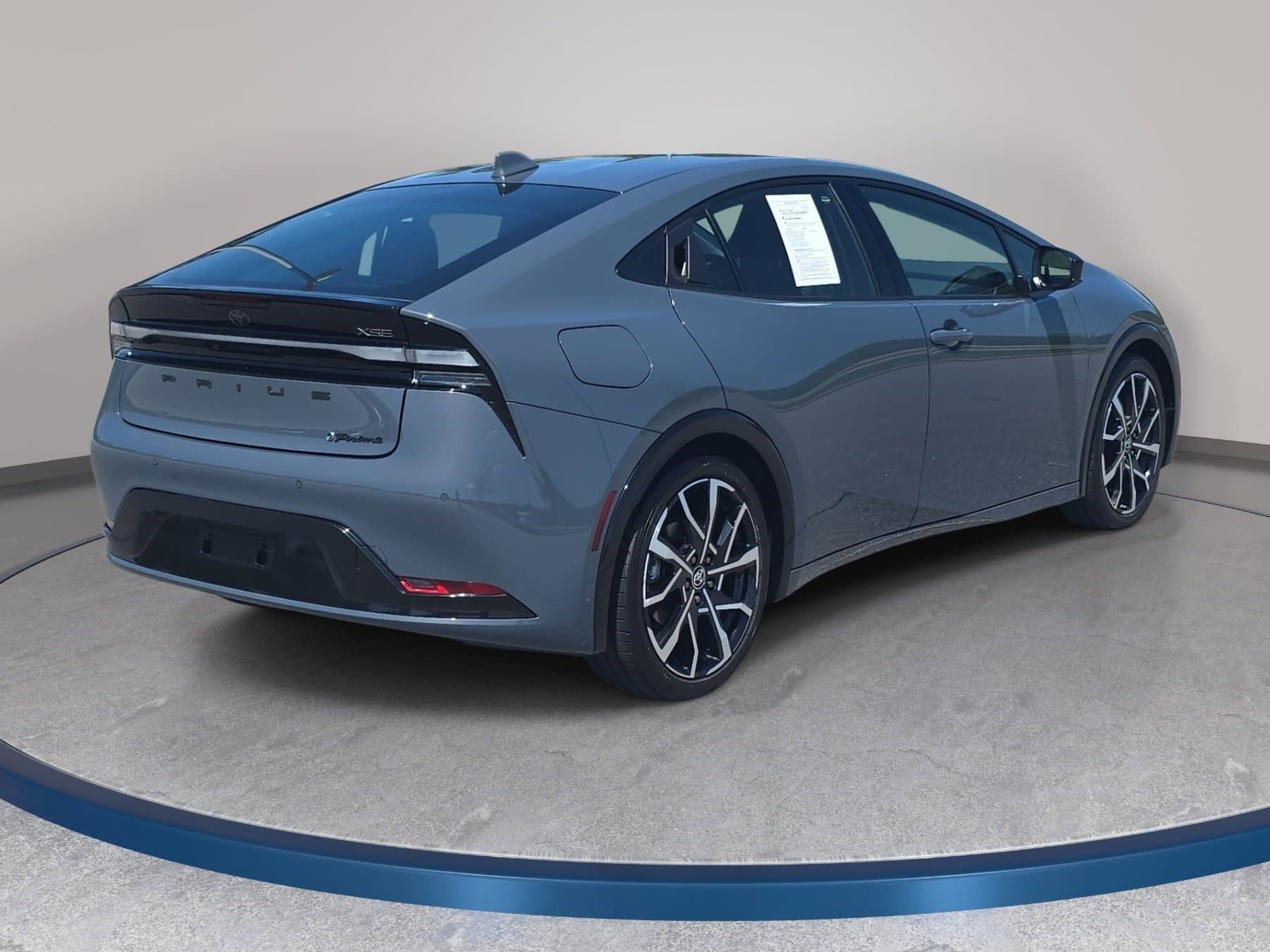 Used 2024 Toyota Prius Prime image 5