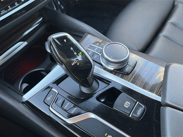 Used 2018 BMW 530i RWD image 24