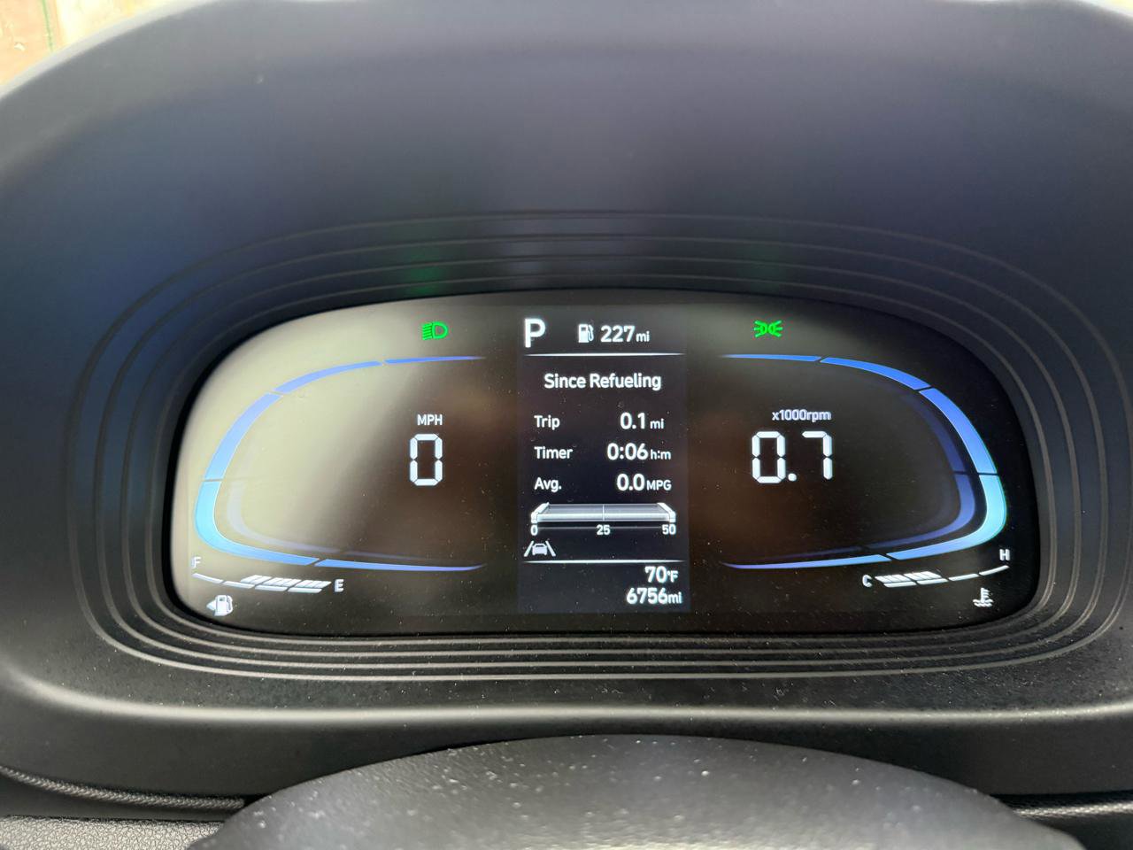 Used 2024 Hyundai Venue SEL image 14