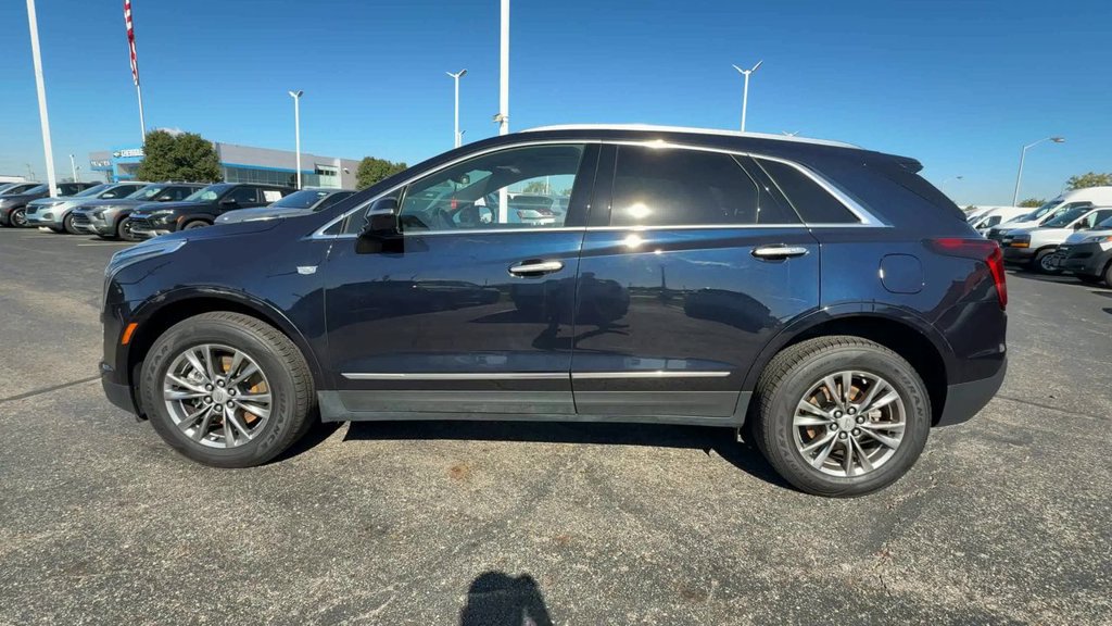Used 2021 Cadillac XT5 Premium Luxury w/ LPO, Premium Carpet Package AWD/4WD image 5