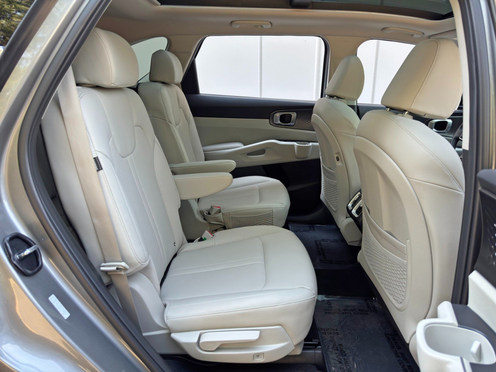 Used 2025 Kia Sorento EX w/ EX Panoramic Sunroof Package AWD/4WD image 41