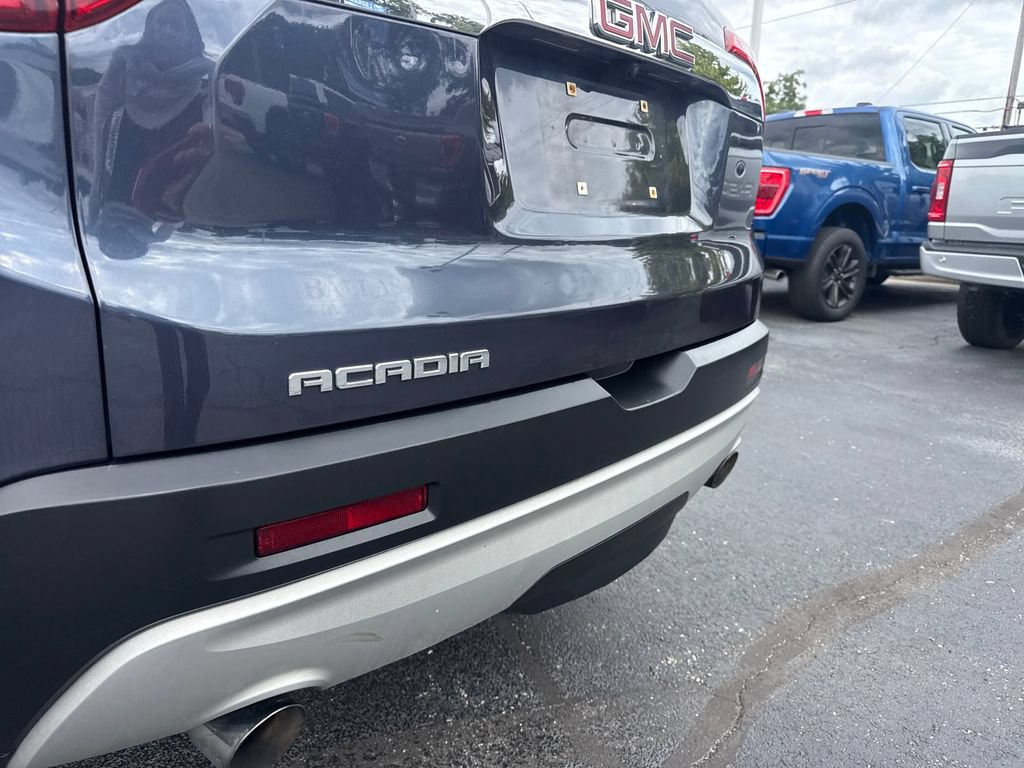 Used 2018 GMC Acadia SLE FWD image 11