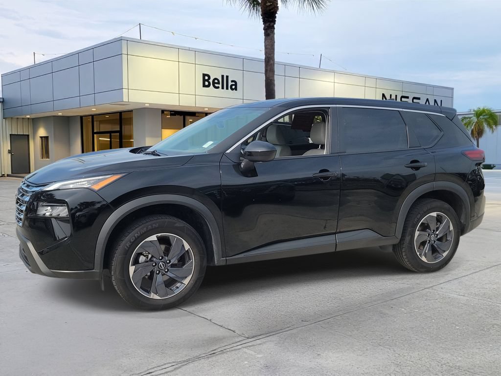 Certified 2025 Nissan Rogue SV FWD image 2
