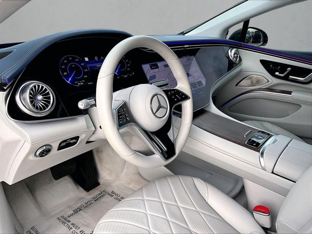 Used 2023 Mercedes-Benz EQS 580 4MATIC Sedan image 13