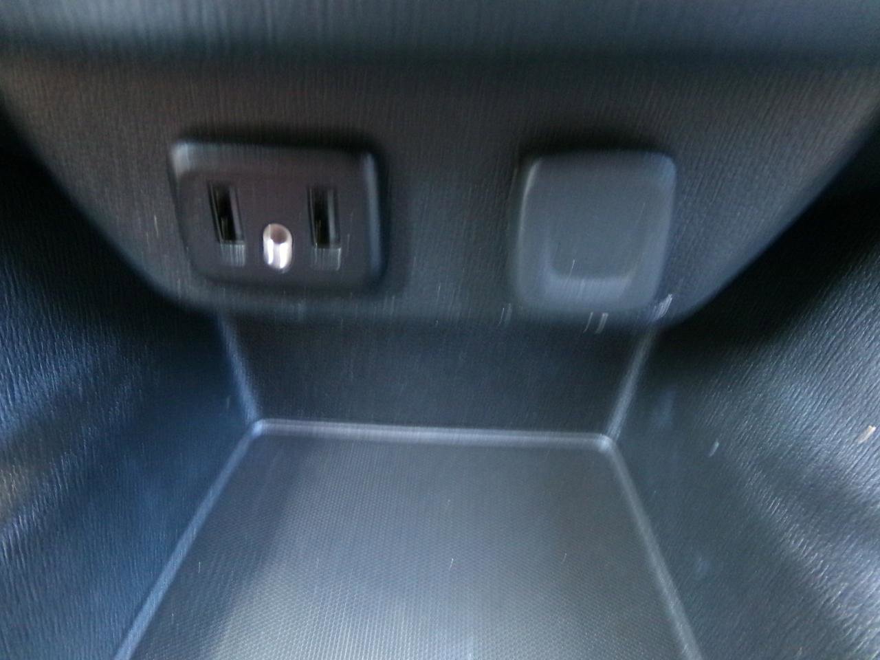 Used 2019 Chevrolet Traverse RS AWD/4WD image 30