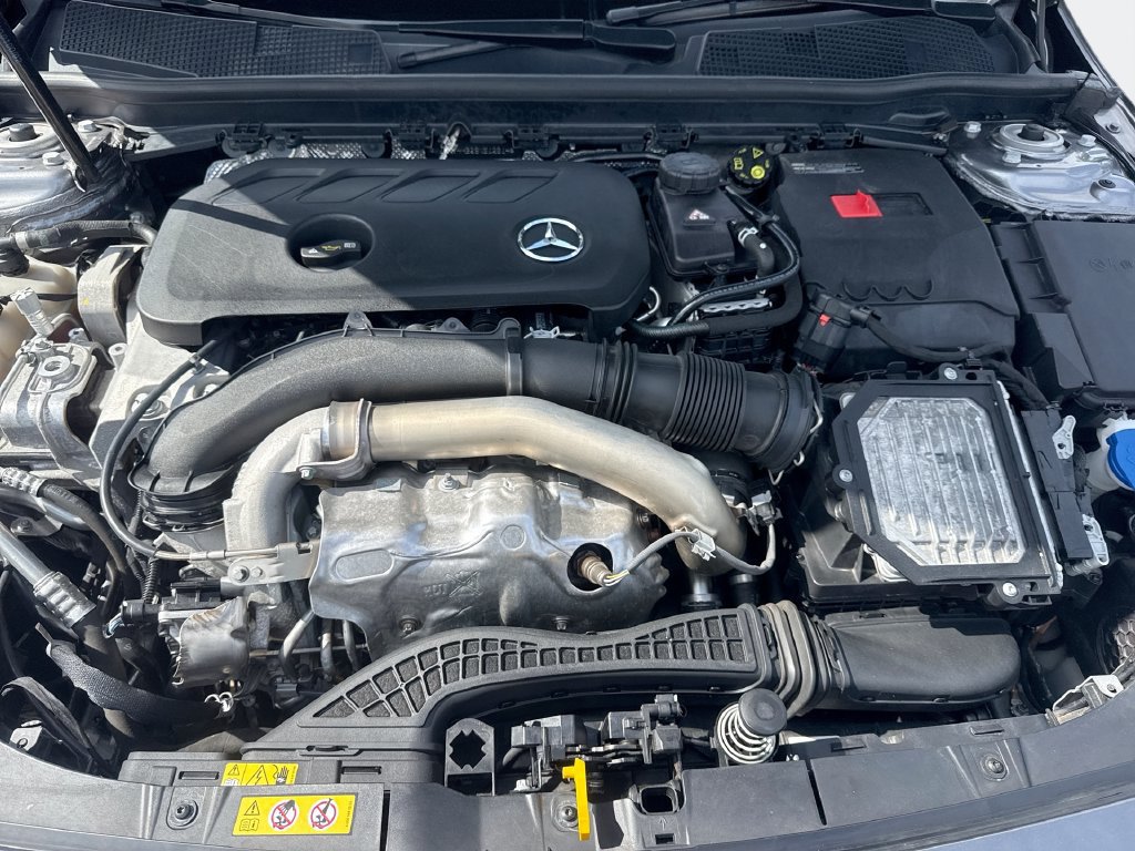 Used 2025 Mercedes-Benz CLA 250 4MATIC image 18