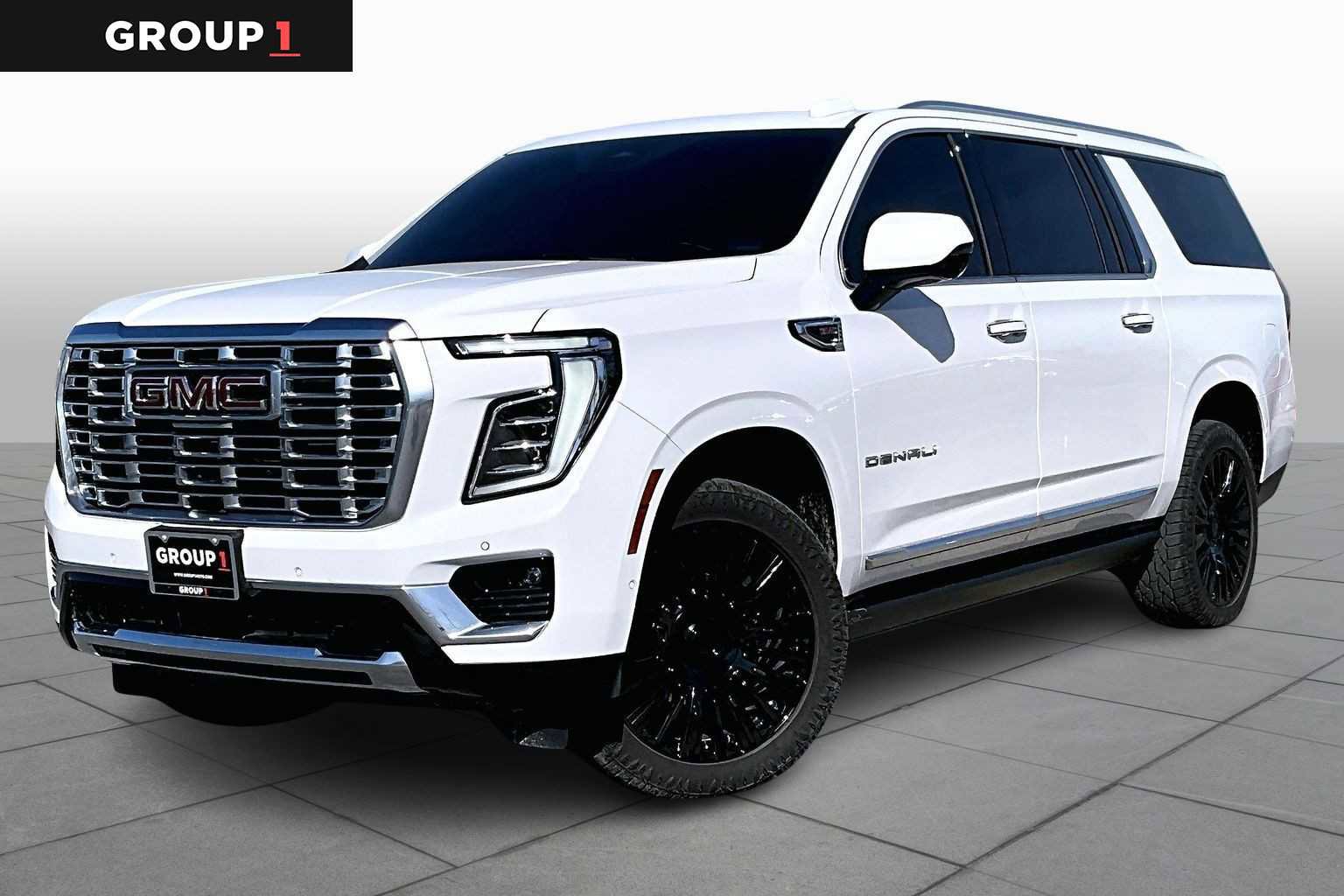 Used 2025 GMC Yukon XL Denali w/ Sun & Power Step Package