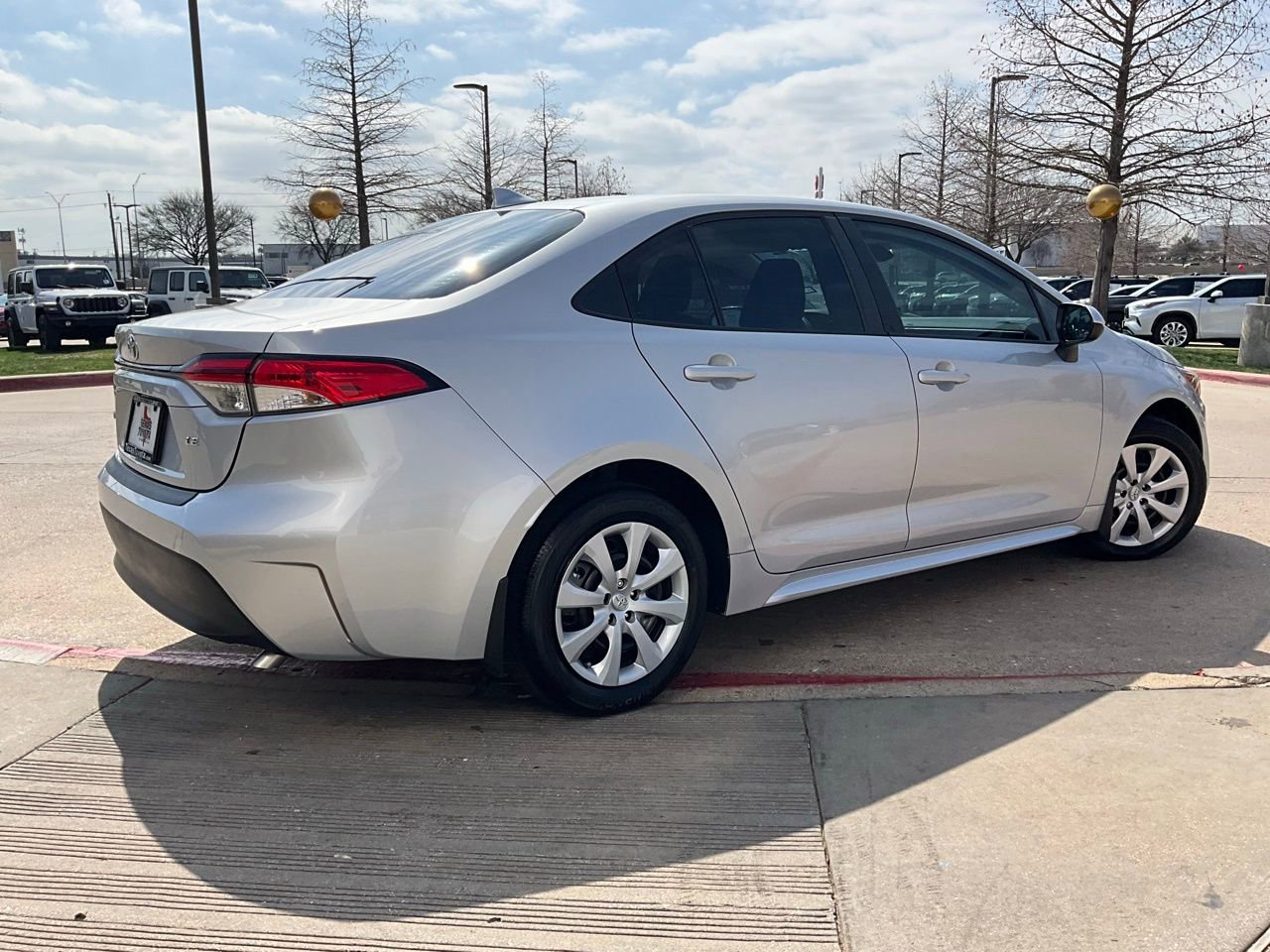 Used 2024 Toyota Corolla LE image 6
