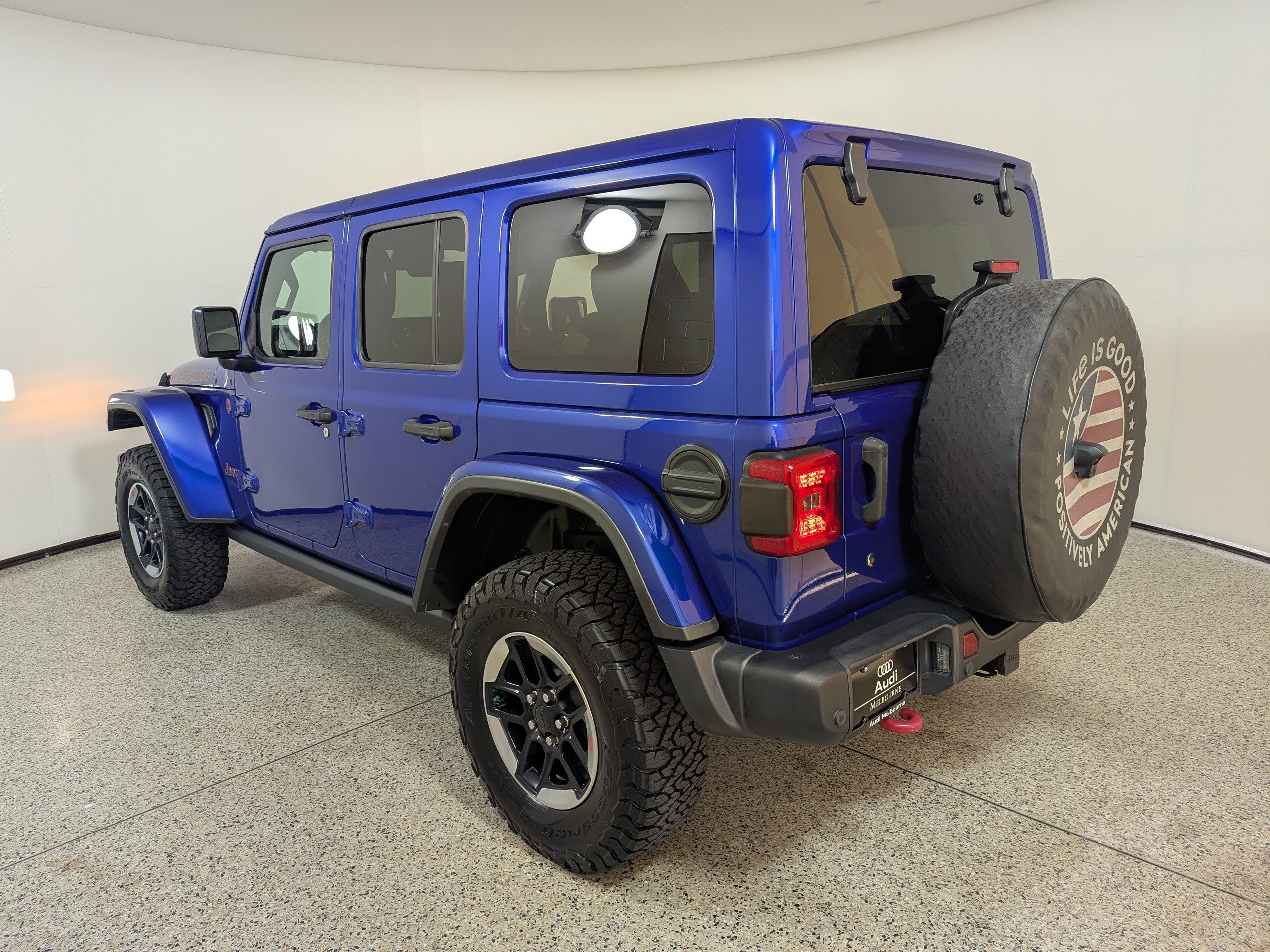 Used 2019 Jeep Wrangler Unlimited Rubicon w/ Dual Top Group AWD/4WD image 6