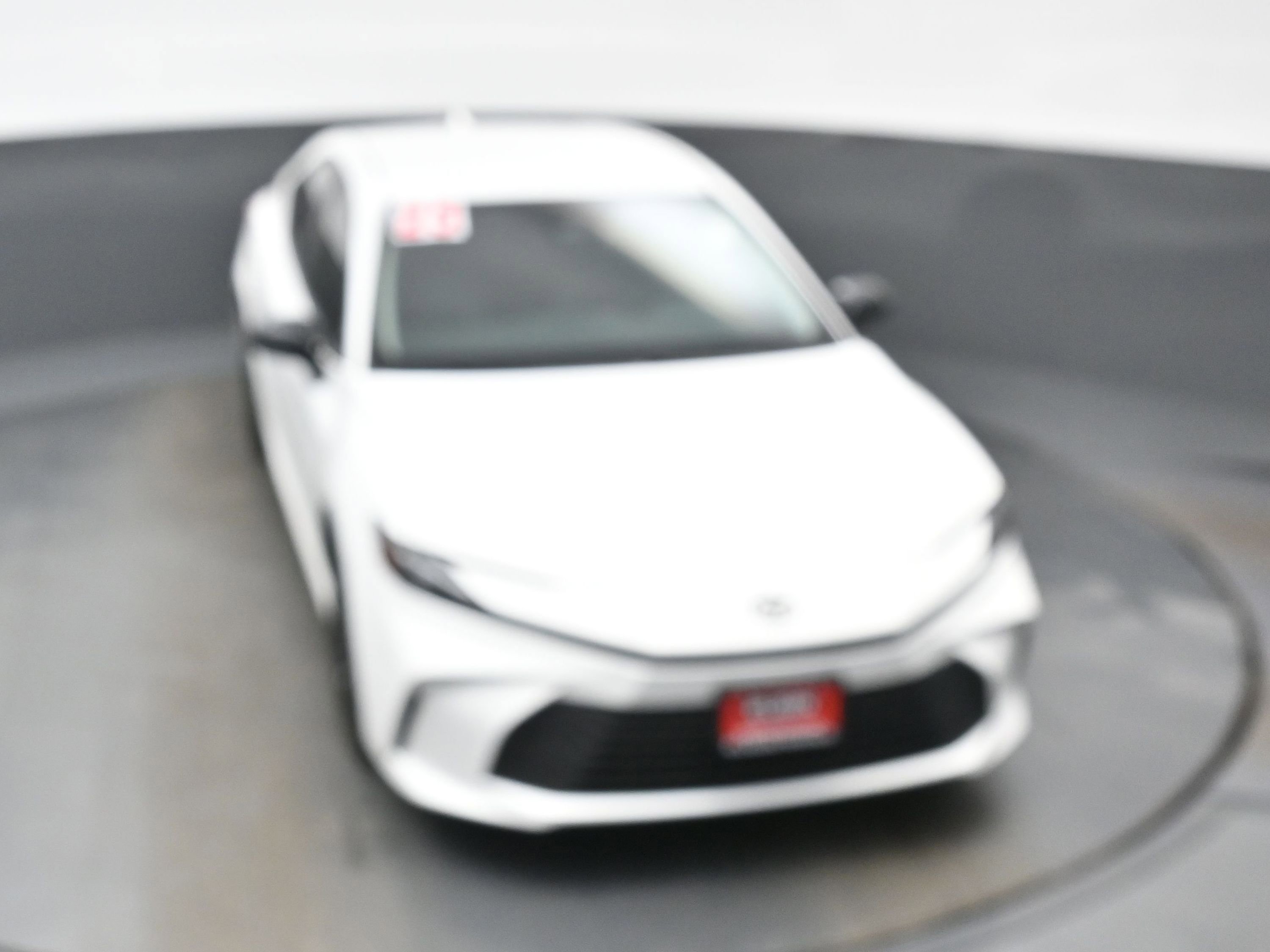 Used 2025 Toyota Camry LE w/ Convenience Package image 35