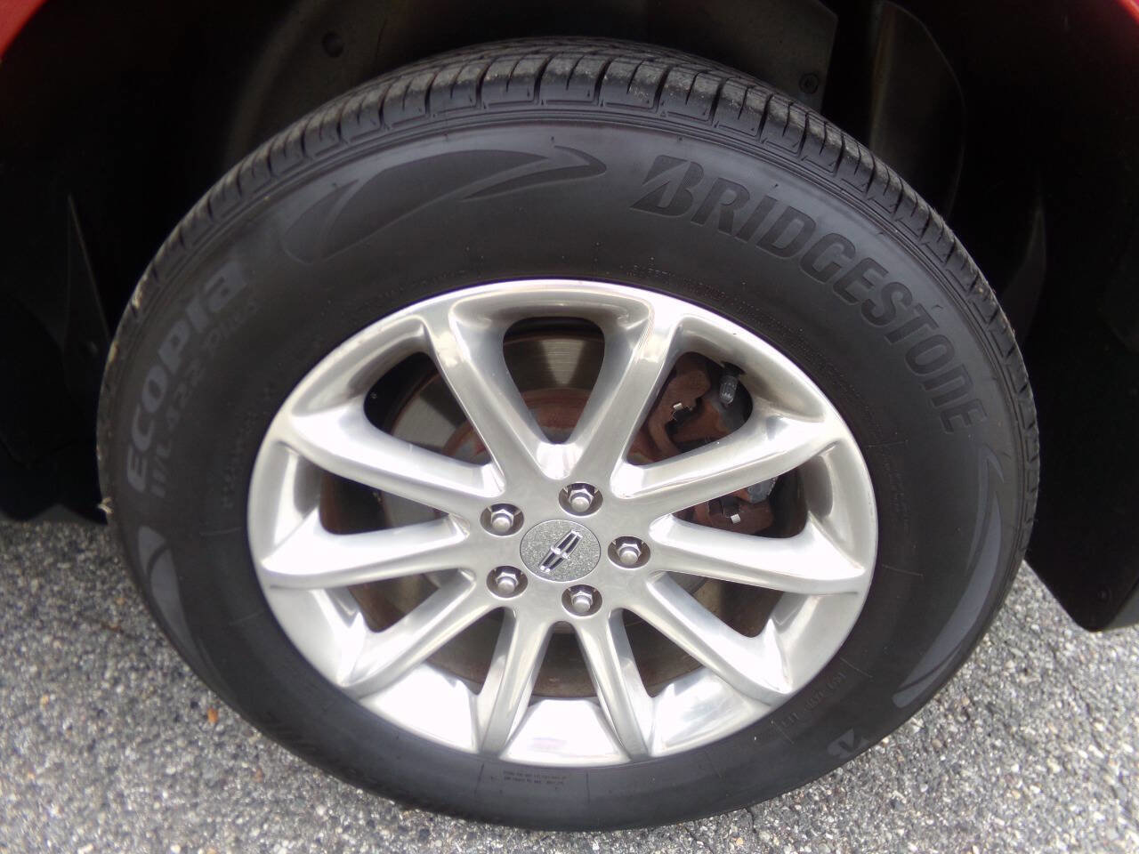 Used 2015 Lincoln MKX AWD w/ Equipment Group 102A image 21