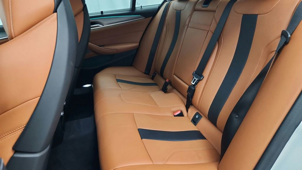 Used 2020 BMW M5 w/ Executive Package AWD/4WD image 26
