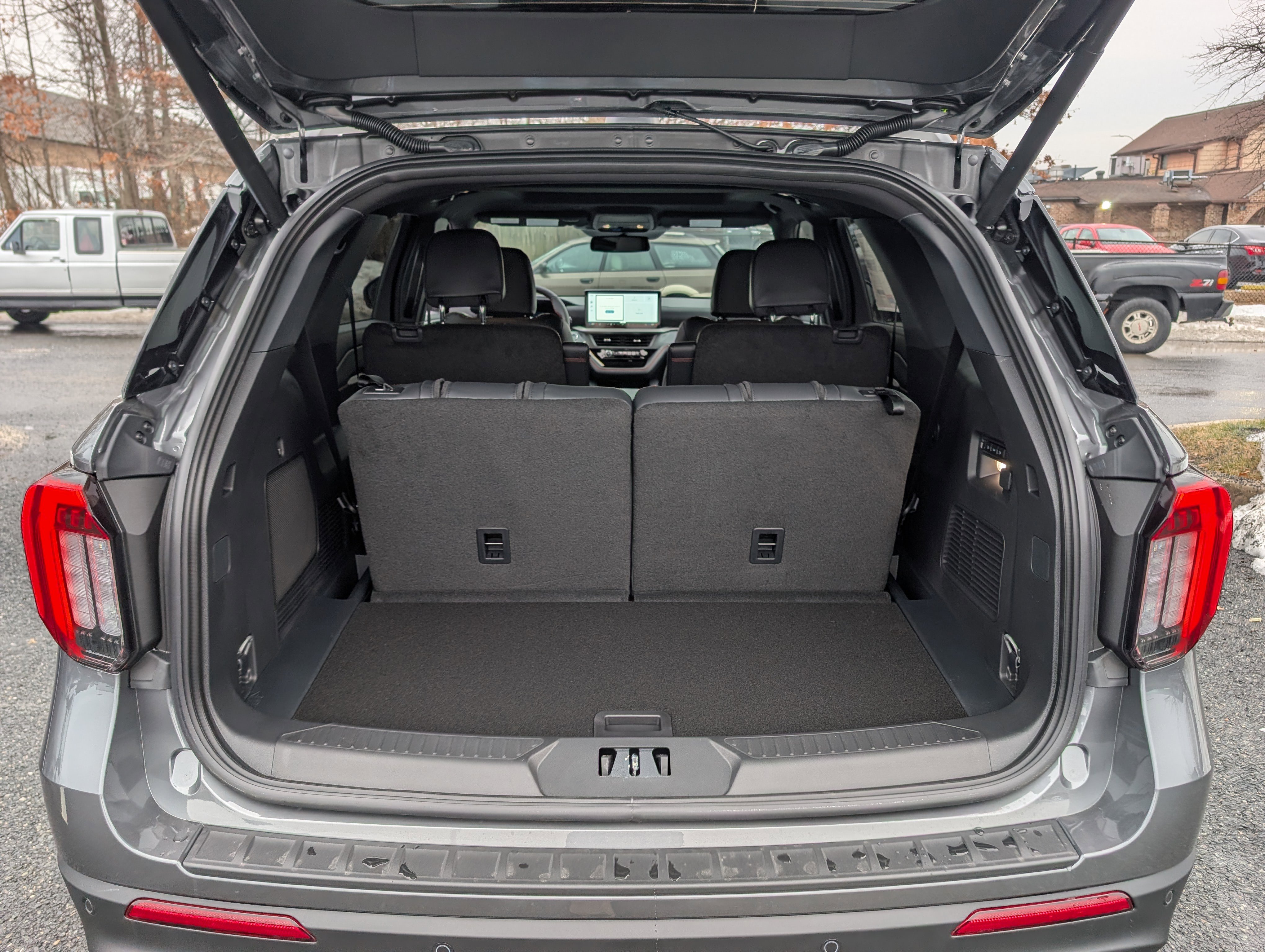 New 2026 Ford Explorer ST w/ Sun And Sound Package image 9