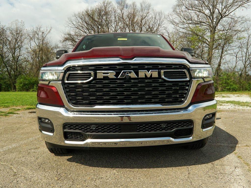 Used 2025 RAM 1500 Big Horn AWD/4WD image 7