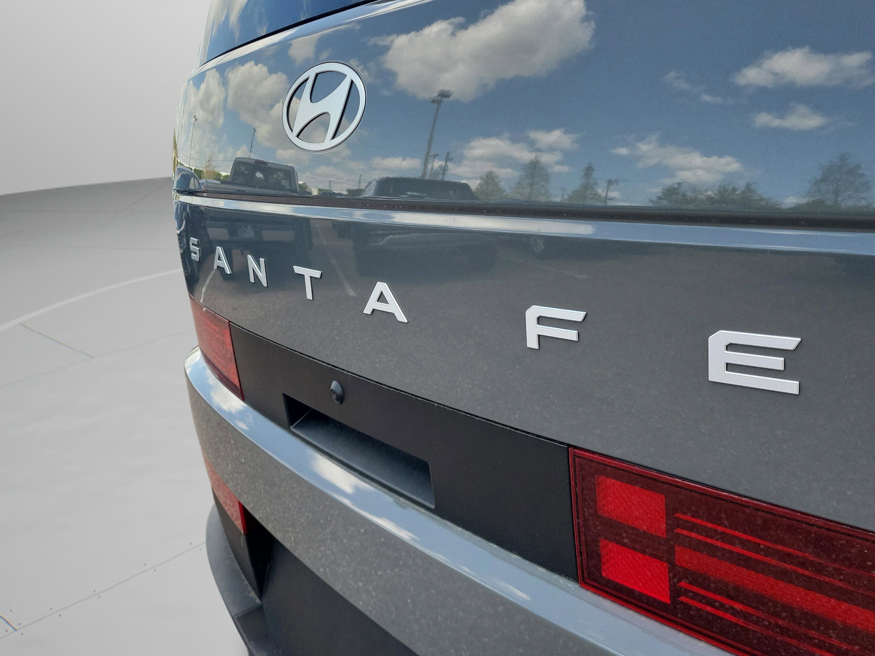 New 2026 Hyundai Santa Fe SE image 6