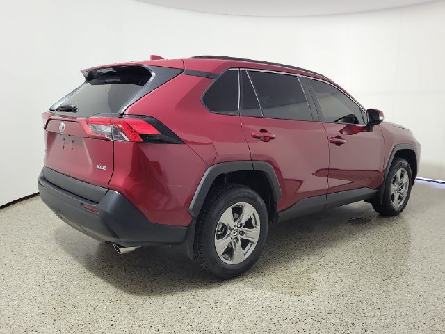 Used 2024 Toyota RAV4 XLE w/ Convenience Package FWD image 5