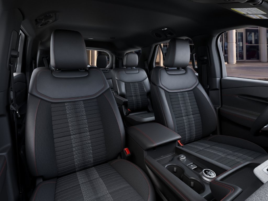 New 2027 Ford Explorer ST-Line w/ Premium Package RWD image 10