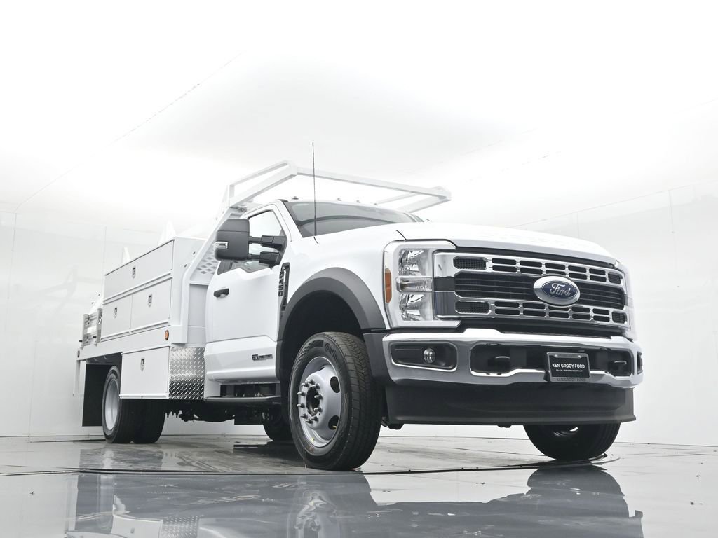 New 2025 Ford F450 XL w/ XL Chrome Package image 50