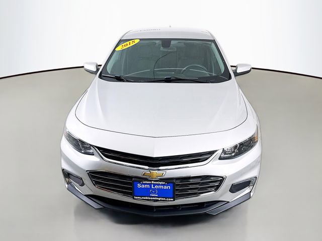 Used 2018 Chevrolet Malibu LT image 2