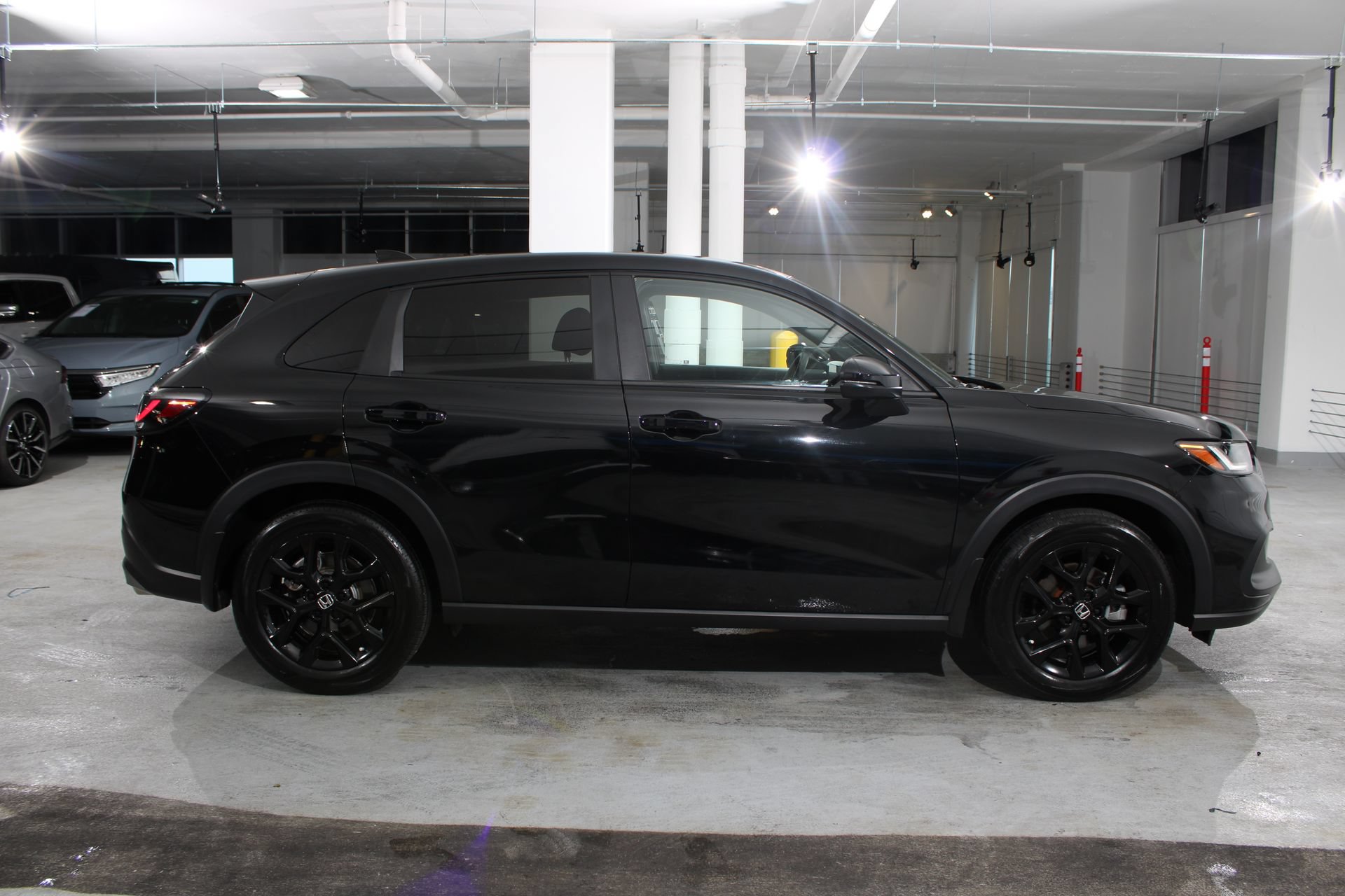Used 2025 Honda HR-V Sport image 7