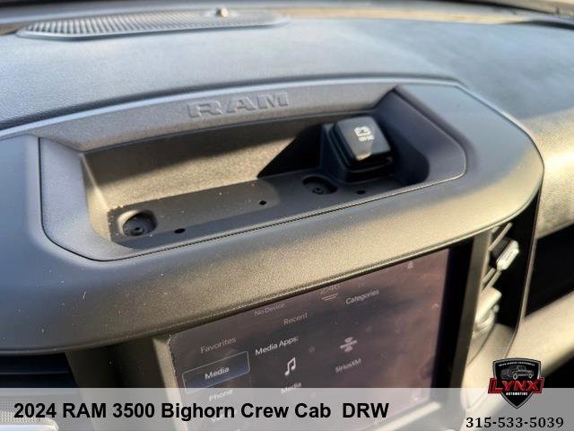 Used 2024 RAM 3500 Tradesman image 34