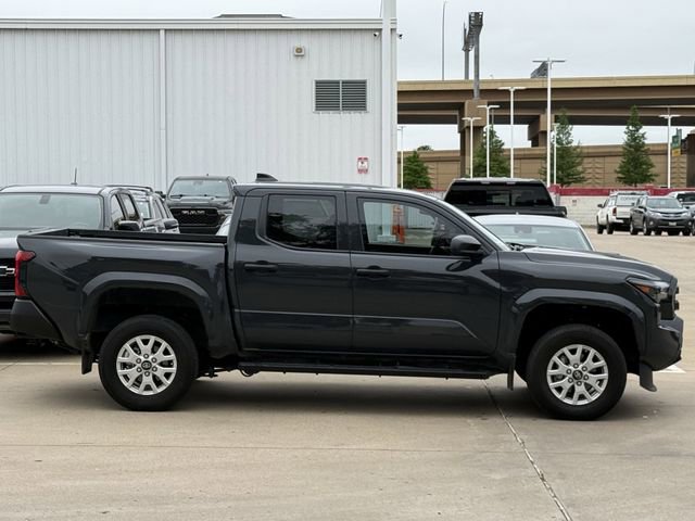 Used 2024 Toyota Tacoma SR RWD image 3