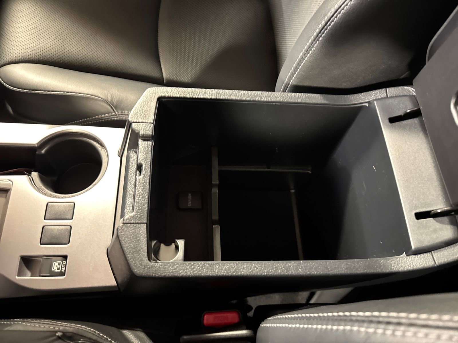 Used 2024 Toyota 4Runner Limited image 21