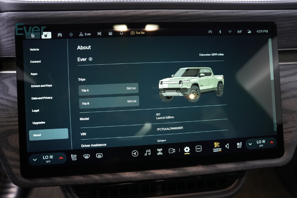 Used 2022 Rivian R1T Launch Edition AWD/4WD image 7