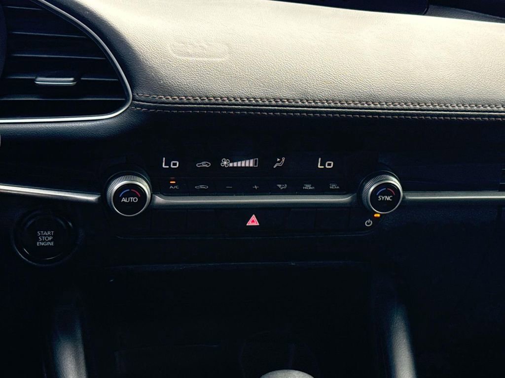 Used 2024 MAZDA MAZDA3 s image 15