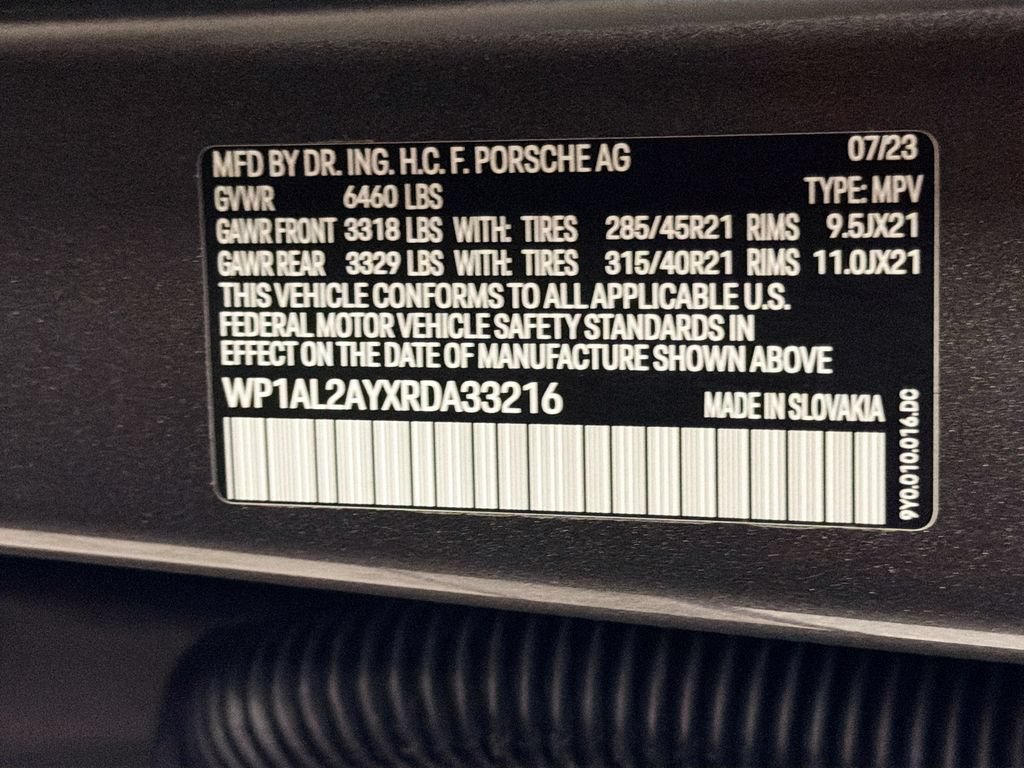 Certified 2024 Porsche Cayenne S AWD/4WD image 35