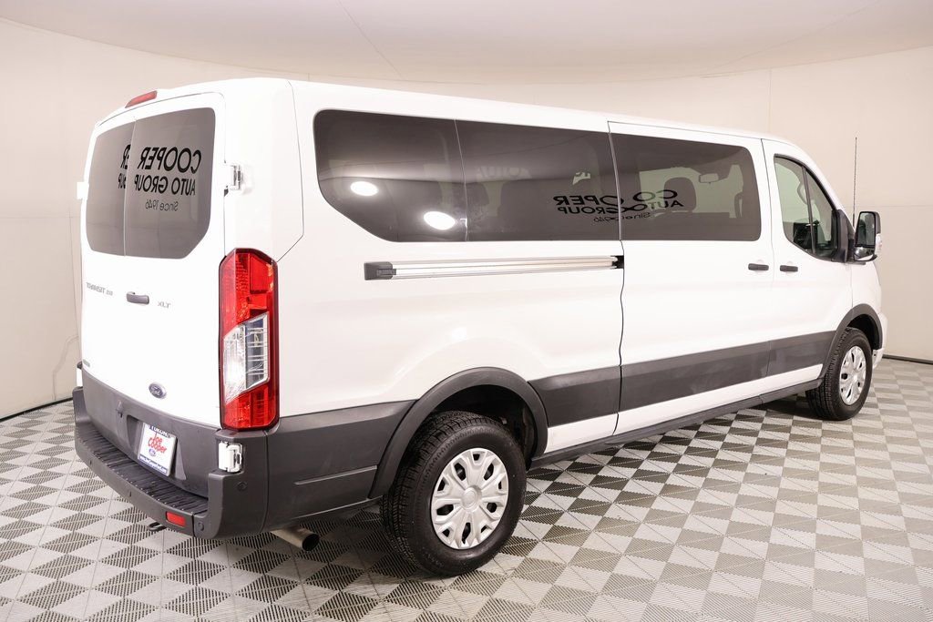 Used 2023 Ford Transit 350 XLT image 19