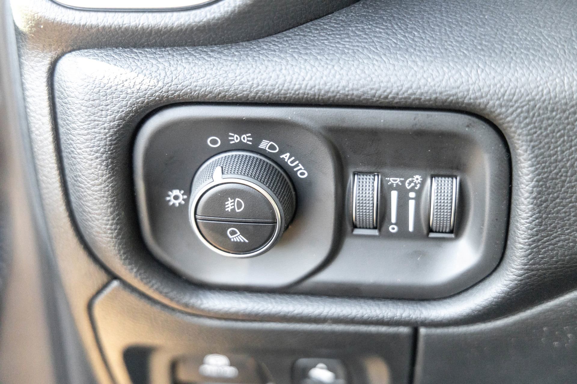 New 2026 RAM 1500 Big Horn image 27