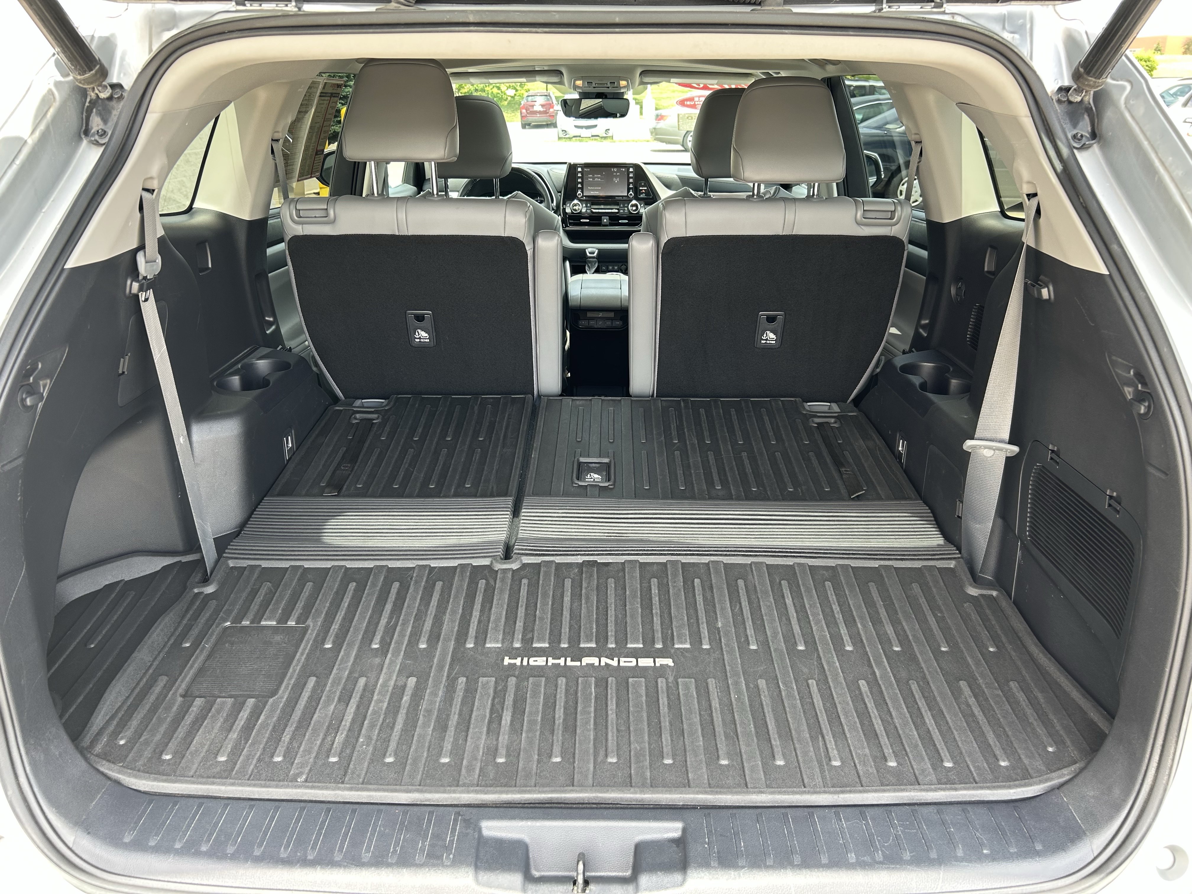Certified 2020 Toyota Highlander XLE AWD/4WD image 23