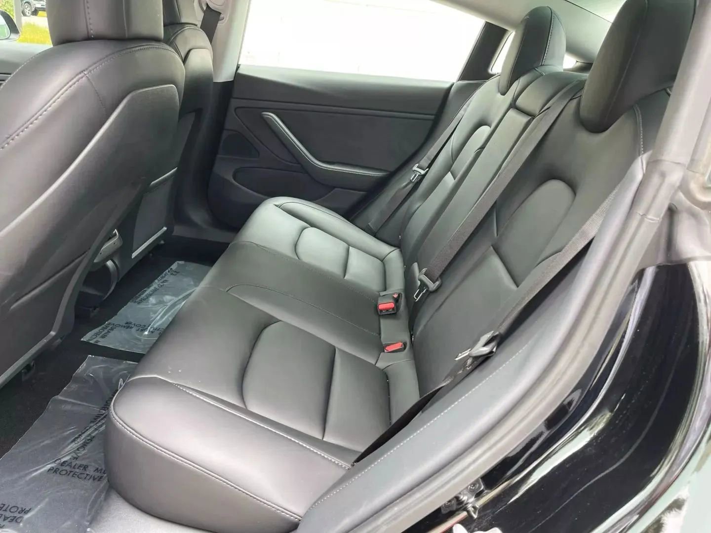 Used 2023 Tesla Model 3 Standard Range image 16