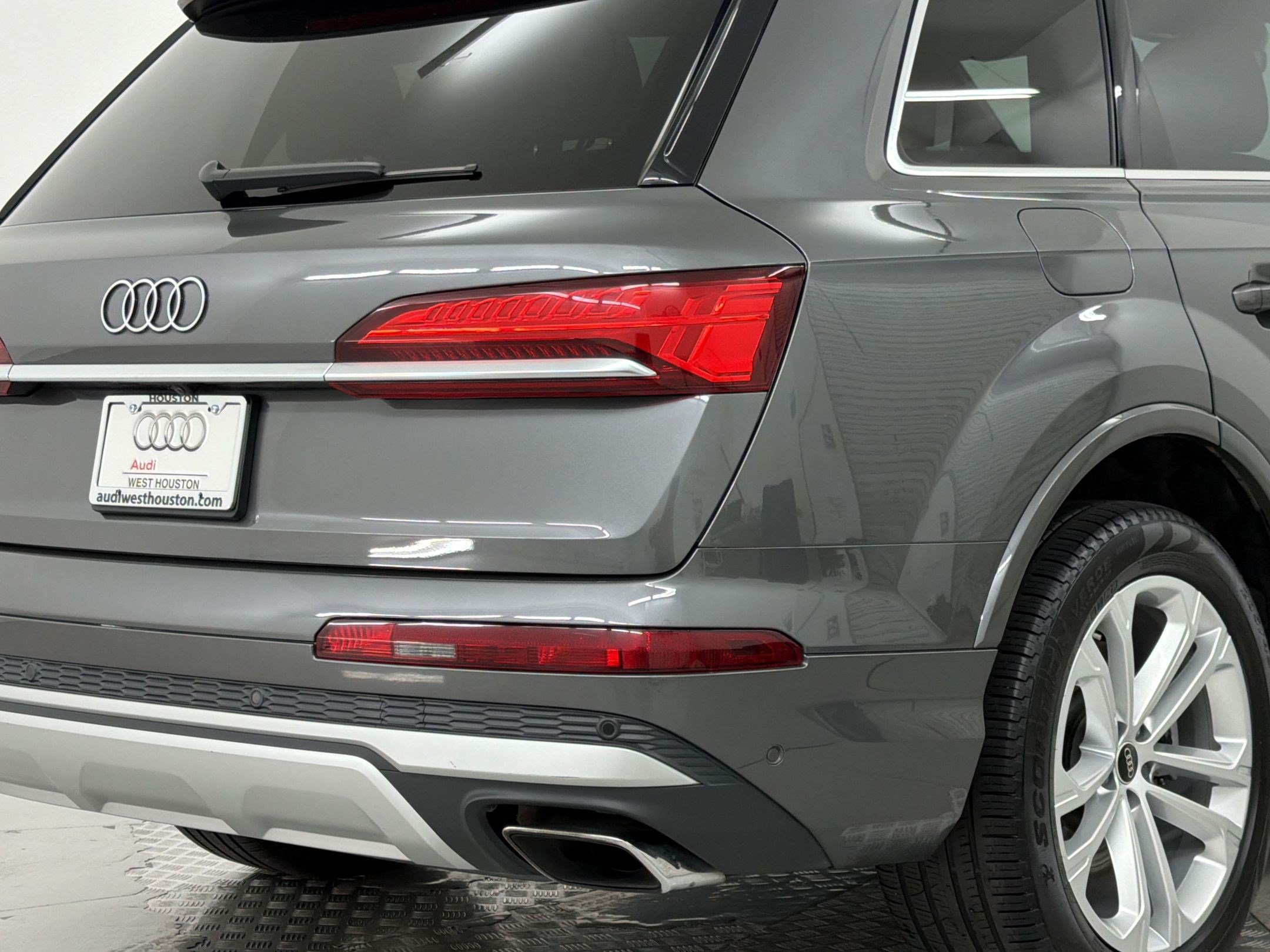 Used 2025 Audi Q7 3.0T Premium Plus AWD/4WD image 27