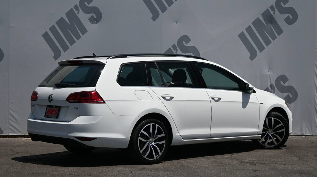 Used 2016 Volkswagen Golf S FWD image 5