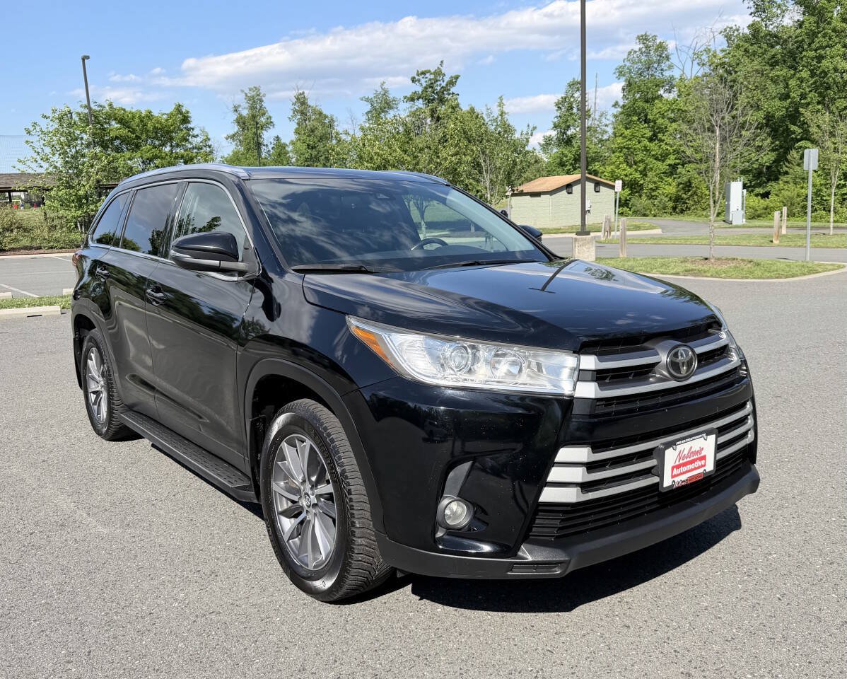 Used 2019 Toyota Highlander XLE AWD/4WD image 8