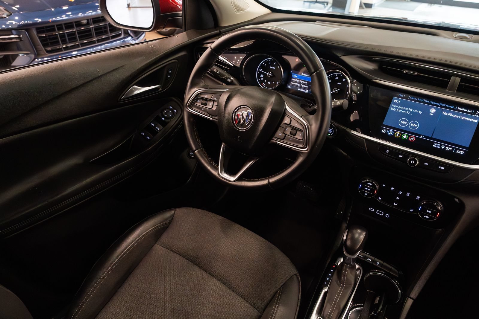 Used 2023 Buick Encore GX Select AWD/4WD image 10