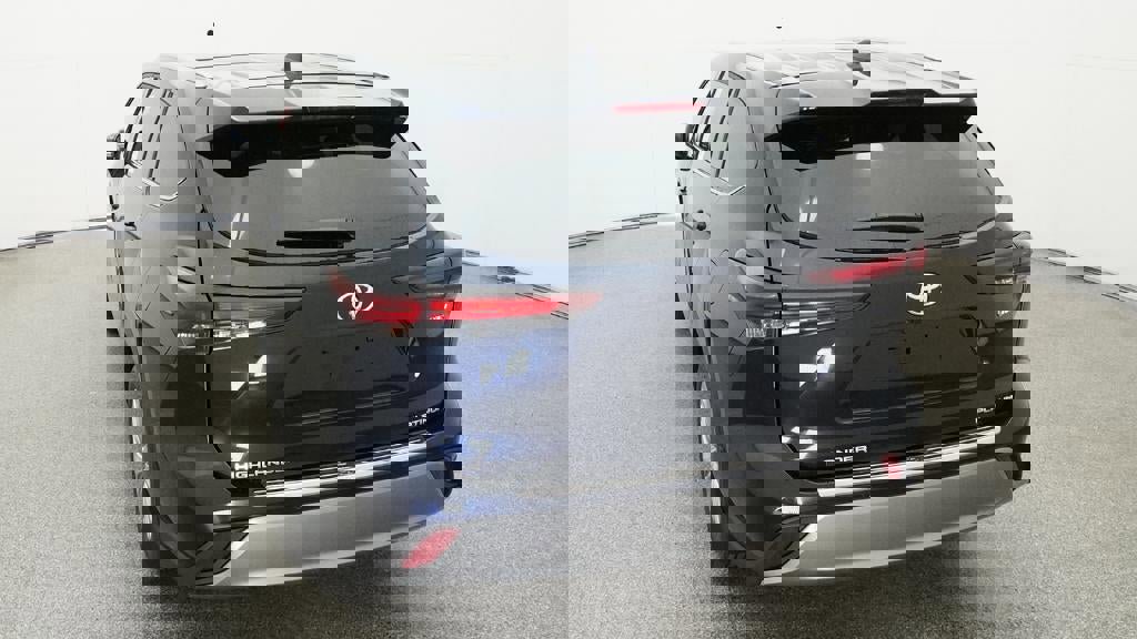 New 2026 Toyota Highlander Platinum image 6