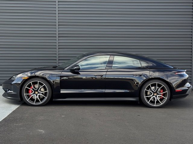 New 2025 Porsche Taycan 4S image 2