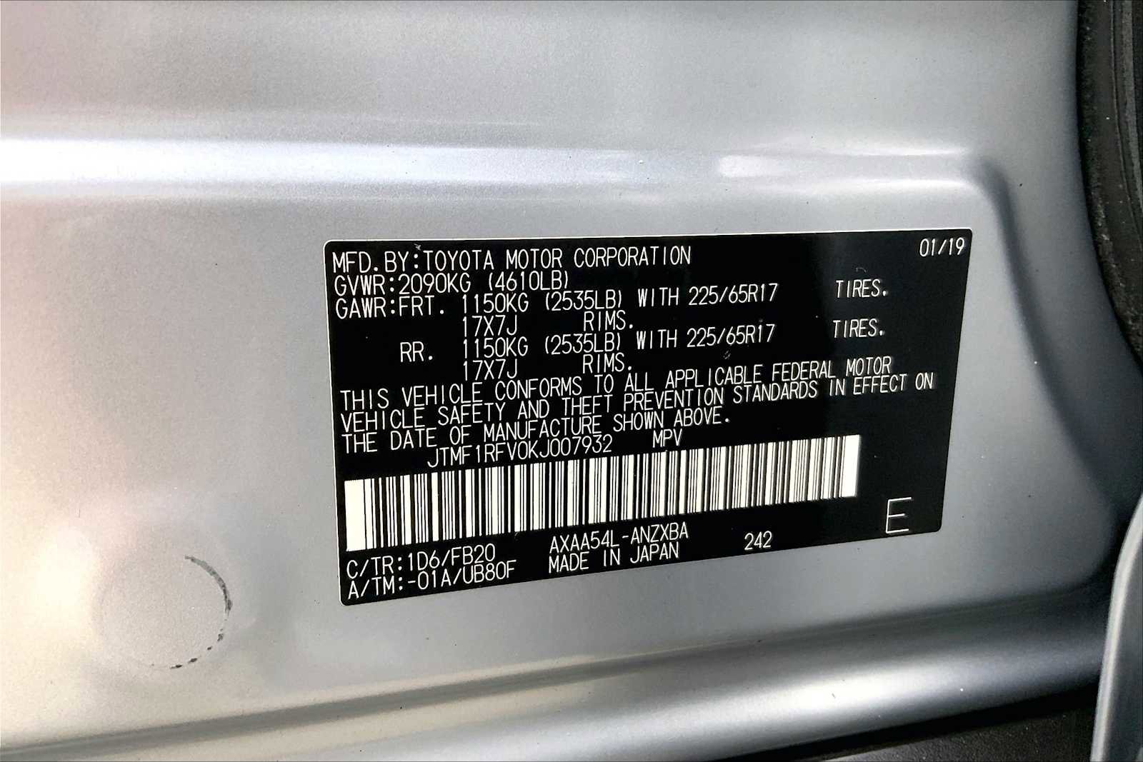 Used 2019 Toyota RAV4 LE w/ All Weather Liner Package AWD/4WD image 33