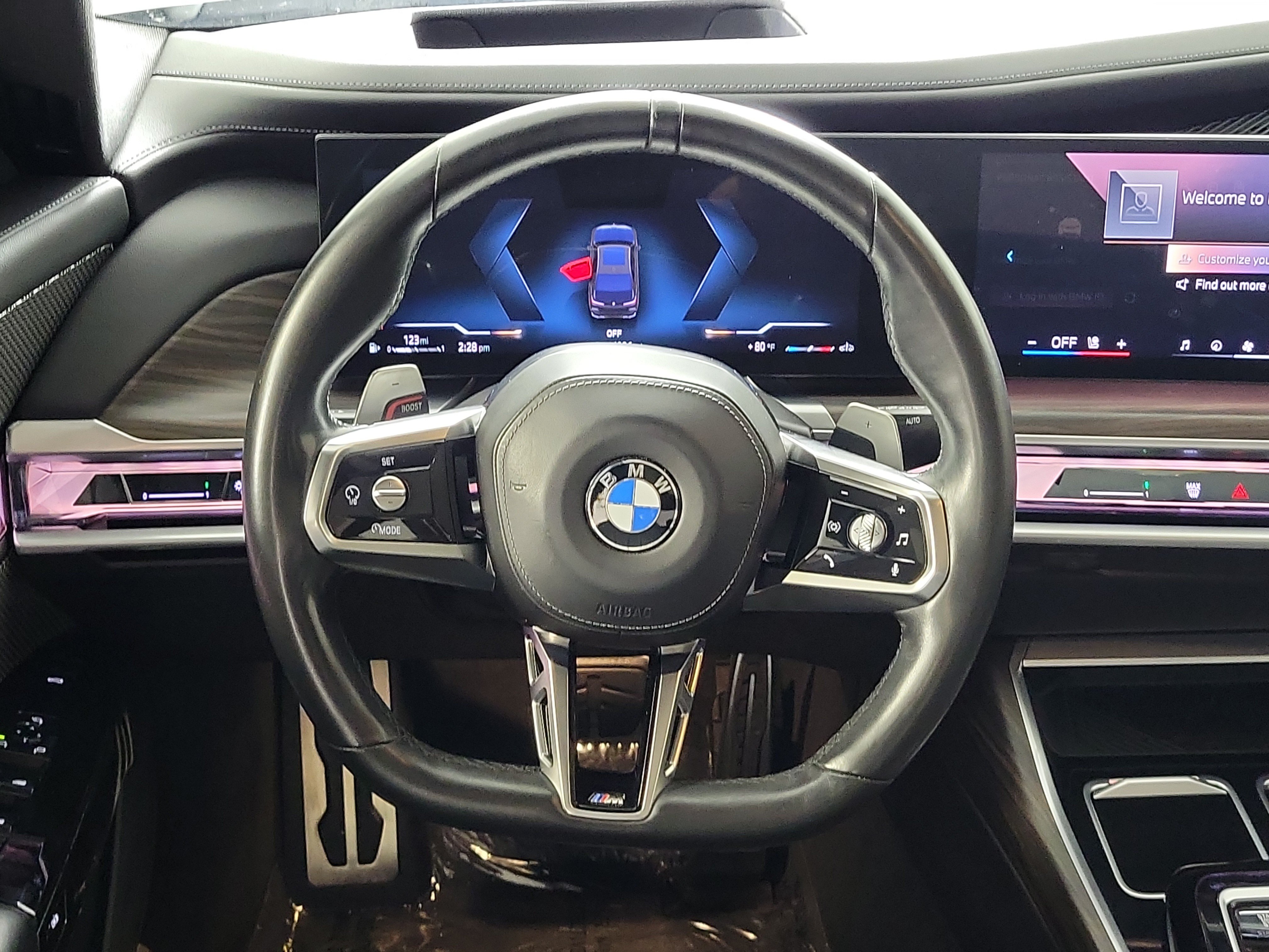 Certified 2023 BMW 760i xDrive AWD/4WD image 12