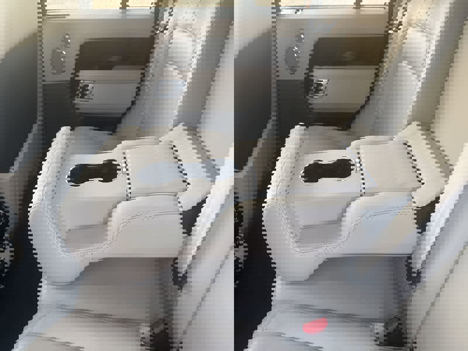 Used 2021 Land Rover Range Rover image 14