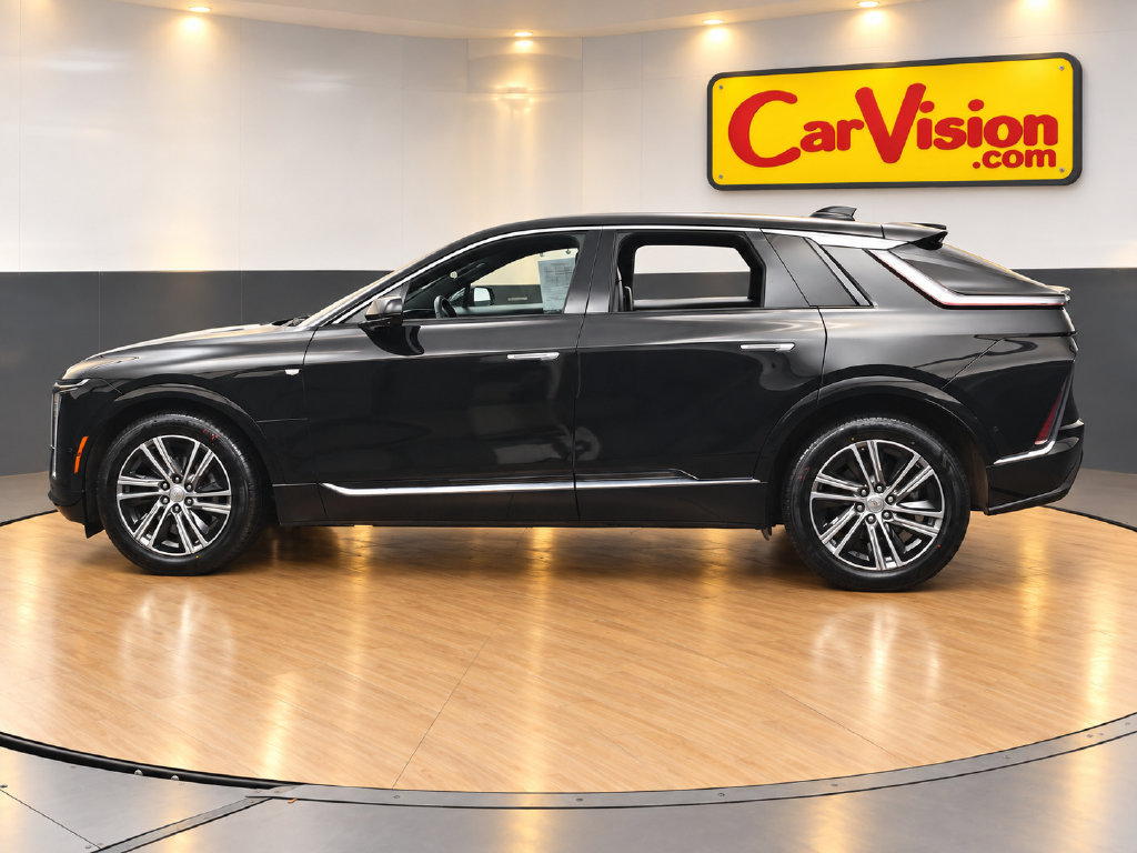 Used 2024 Cadillac Lyriq Luxury RWD image 6