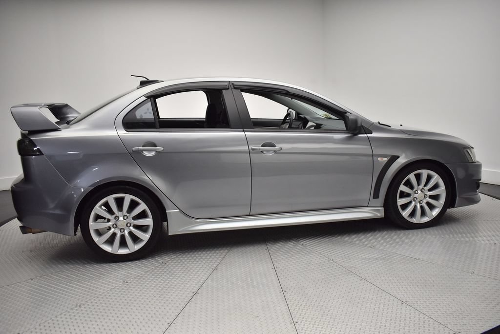 Used 2012 Mitsubishi Lancer ES FWD image 4